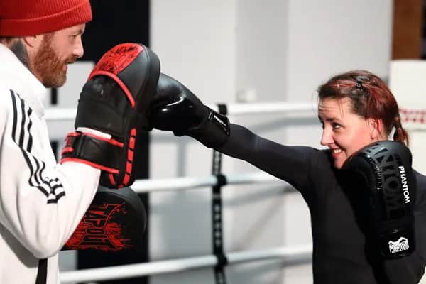 Frauen Kampfsport in Velbert – Selbstverteidigung und Fitness